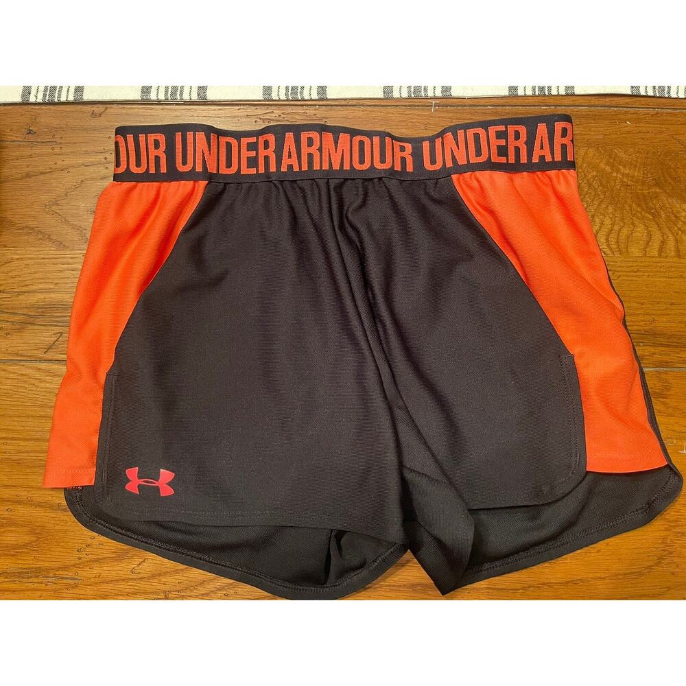 Women's Size XS Under Armour Orange/Black Gym Shorts ( Pre Owned)